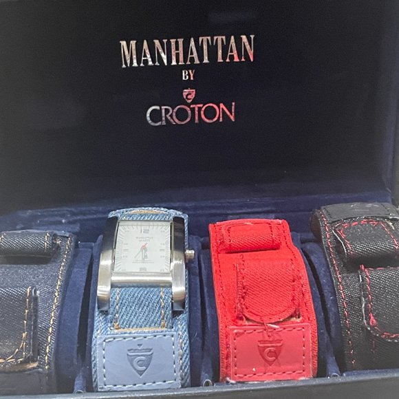 Croton Manhattan Watch Interchangeable Distressed Denim Bands Set with Case - Picture 6 of 11